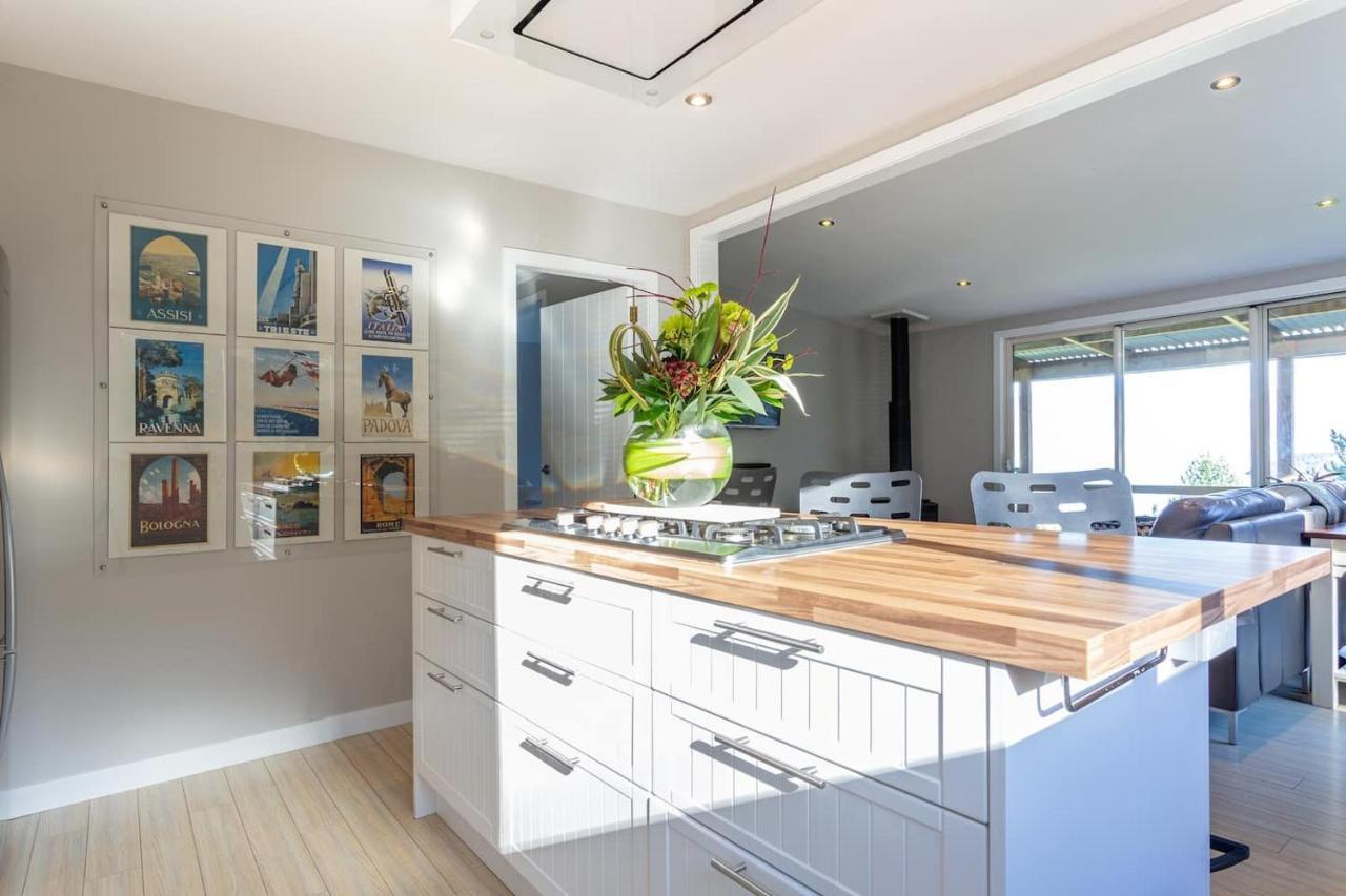 Private Cottage With Spa And Amazing Lake Views 克洛斯本 外观 照片