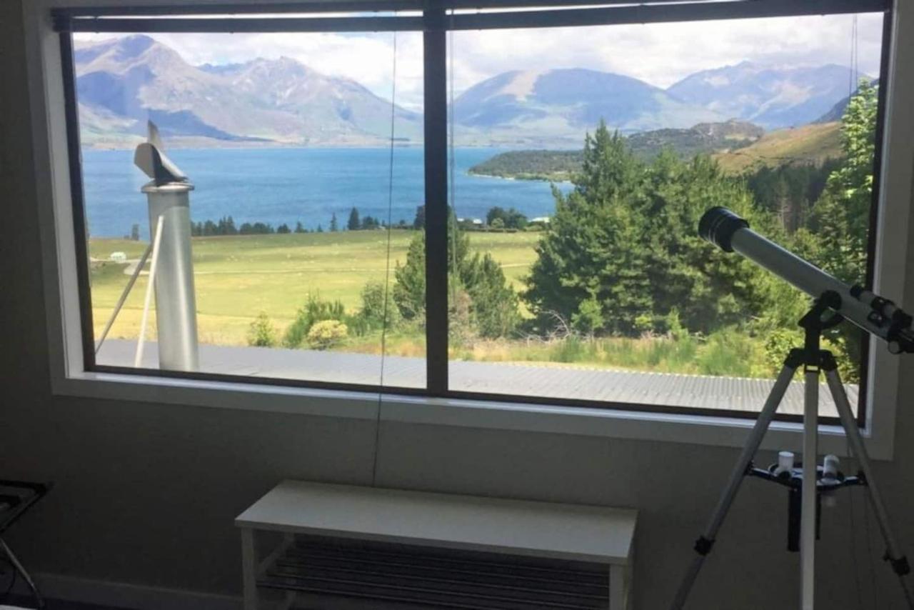 Private Cottage With Spa And Amazing Lake Views 克洛斯本 外观 照片