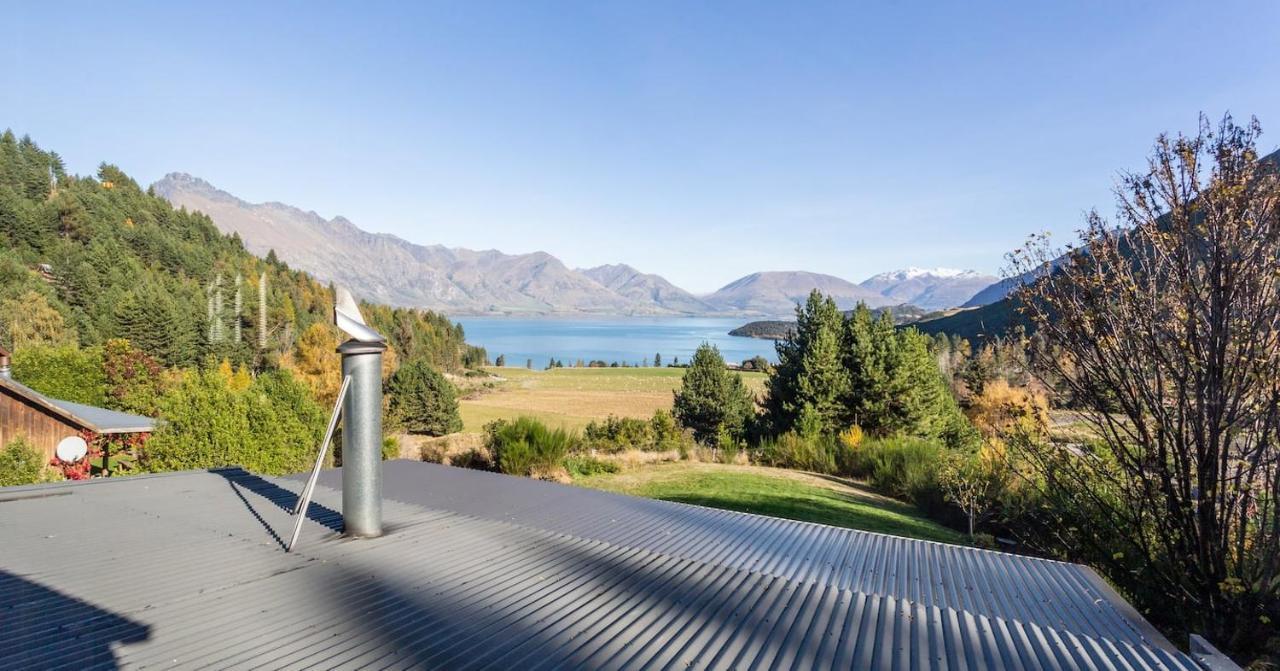 Private Cottage With Spa And Amazing Lake Views 克洛斯本 外观 照片